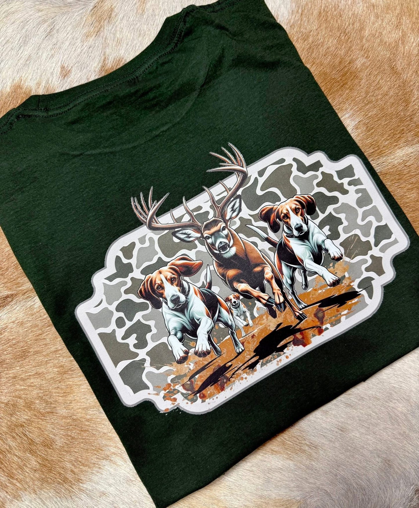 Gildan T-shirt with shop logo on front pocket/ deer and dog design on back